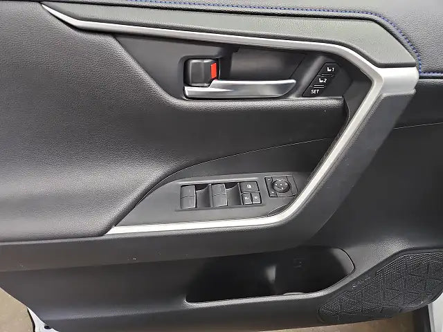 2024 Toyota RAV4 XSE